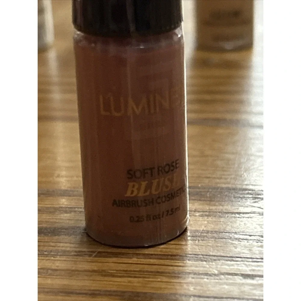 New Sealed Luminess Airbrush Lot. (5)  - Primer, Eraser, Glow, Blush, Glow